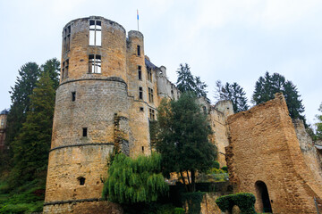 Canvas Print - Ruins of the medieval Beaufort castle, Luxembourg