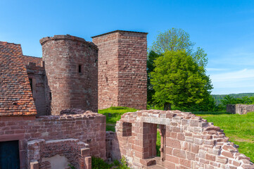 Wall Mural - Ruine Lützelburg bei Lutzelbourg. Department Mosel in der Region Lothringen in Frankreich