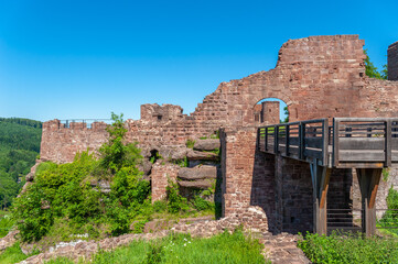 Wall Mural - Ruine Lützelburg bei Lutzelbourg. Department Mosel in der Region Lothringen in Frankreich