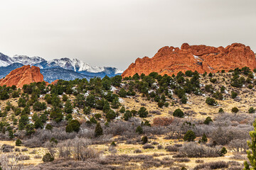 Wall Mural - Kissing Camels in Garden of the Gods Park