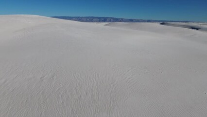 Wall Mural - Over white dune - Whita Sands National Park, New Mexico