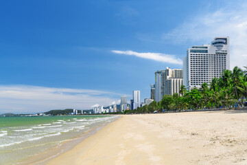 Canvas Print - Awesome view of central beach of Nha Trang, Vietnam