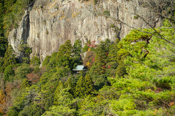 愛知県新城市門谷　秋の鳳来寺山の紅葉