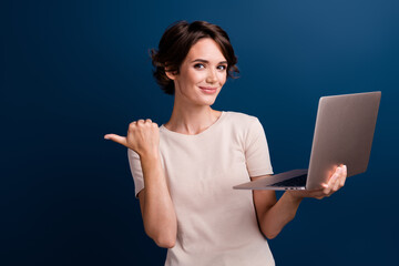 Photo portrait of attractive woman instagram twitter facebook telegram dressed stylish white clothes isolated on dark blue color background