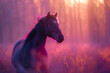 Pferd mit lila Farbe