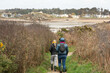 © aquaphoto - Randonneuses sur le GR34 en Bretagne - France