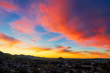 Wall Mural - sunrise, sunset, clouds, red, orange, yellow, horizon, silhouette, 