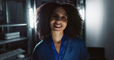 Fototapete - Woman, tablet and face for technology as computer engineer and problem solving in data centre. Developer, digital and happy portrait in server room, job and it infrastructure for network programming
