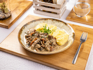 Canvas Print - Stewed mushrooms with chicken breast