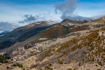 Wall Mural - Spanien - Spain - Berge - Mountains - Mountain Road - Coll de Creueta - Castellar de n'Hug