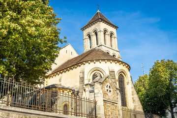 Wall Mural - Saint-Pierre de Montmartre church in Paris, France