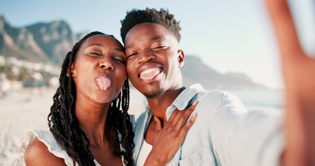 Poster - Couple, portrait and black man selfie with woman together in vacation for love and peace. Partners, smile and laugh outdoor in beach of Cape Town for holiday, date and happy to relax in summer