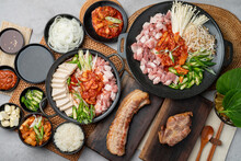 Korean Food, Pork Belly, Pork Neck, Oven, Side Dish, Stew, Kimchi, Garlic, Red Pepper, Green Onion, Mushroom, Perilla Leaf