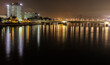 Blick auf den Rhein in Köln bei Nacht