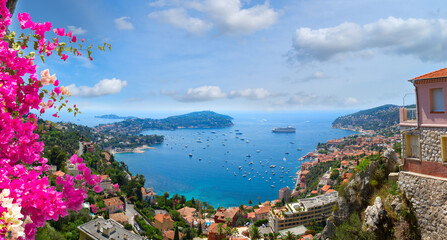 Canvas Print - panorama of colorful coast and turquiose water of cote dAzur, France