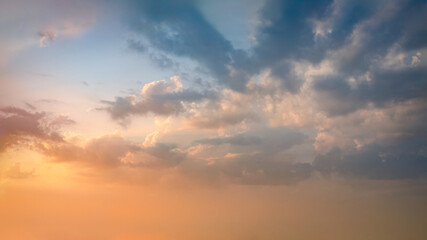 Wall Mural - colorful tranquil sky with clouds at beautiful sunset as natural background