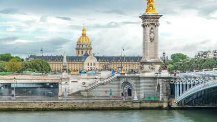 Wall Mural - Traffic in front of Les Invalides and Bridge of Alexandre III timelapse in Paris, France