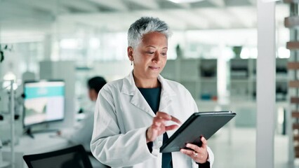 Aufkleber - Medical, research and woman with tablet, experiment and typing with online lab results and schedule for testing. Report, healthcare or scientist with tech and digital app for chemistry work or expert