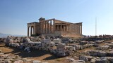 Ruiny na szczycie Akropolu. Ateny, Grecja.