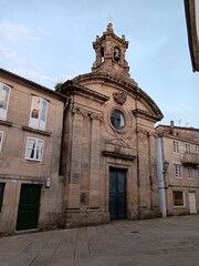 Wall Mural - Iglesia de Santa María del Camino en Santiago de Compostela, Galicia