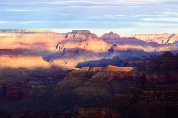 Wall Mural - Fading light at the Grand Canyon National Park at Hopi Point on the south rim of the Grand Canyon in Arizona.