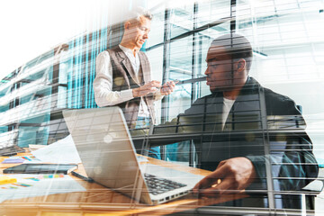 Canvas Print - Business people in office work together during a meeting