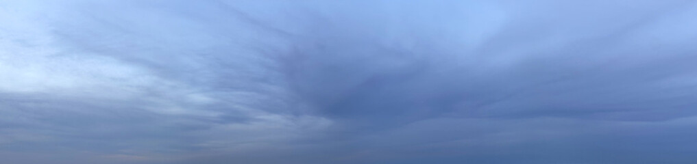 Wall Mural - beautiful dark blue nightly cloudy sky background