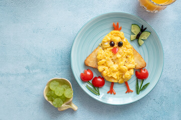 Wall Mural - Scrambled egg chick for kids Easter's breakfast