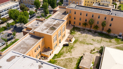 Wall Mural - Aerial view of a building with an internal courtyard.