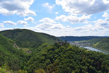 Sticker - Mosel valley view with castle Thurant