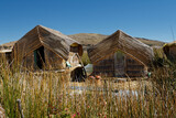 Fototapeta Tęcza - Pływająca wioska ludu Uros na jeziorze Titicaca
