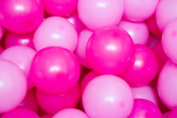 Wall Mural - pink and crimson balloons, background of pink balls, balloons