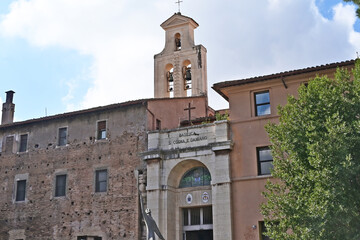 Wall Mural - Roma, la chiesa dei santi Cosma e Damiano a Fori Imperiali