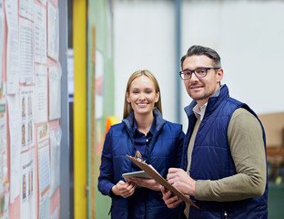 Aufkleber - People, portrait and business checklist in warehouse with bulletin board for schedule or calendar for order details. Man, woman and clipboard for supplier information or notes, happy and together