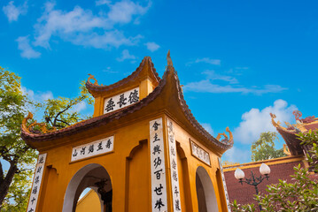 Wall Mural - Tran quoc pagoda in Hanoi city, Vietnam