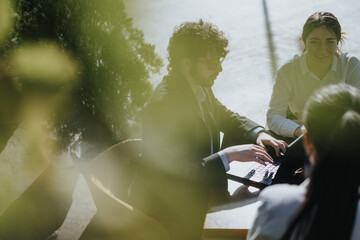 Diverse business associates discuss strategies for growth at an outdoor coffee bar, embodying teamwork and cooperation in a casual setting.