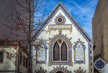 Canvas Print - Facade of Evangelical Methodist church in Cedofeita area of Porto, Portugal