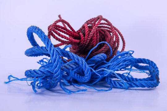 Rope is a rope made from fiber. Many different types of fibers, from plants or plastic, are twisted together

