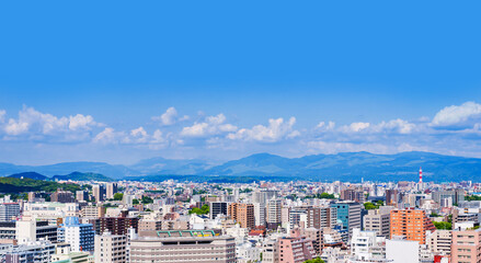 Wall Mural - 熊本 市街 の パノラマビュー 阿蘇山 を 遠景 に望む 【 九州 熊本市 の 都市風景 】