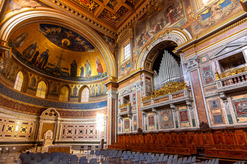Wall Mural - Interiors of Lateran basilica in Rome, Italy