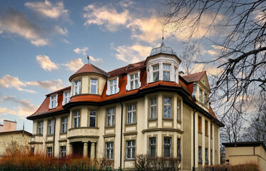 Poster - Old mansion in the forest in spring