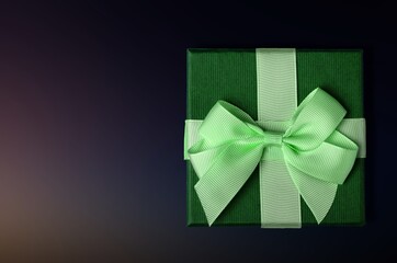 Canvas Print - Colored gift box with ribbon baw