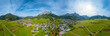 Blick auf Ehrwald in der Region Tiroler Ausserfern an einem herbstlichen Nachmittag im Oktober, 360 Grad Rundblick