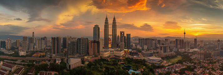 Canvas Print - Great City in the World Evoking Kuala Lumpur in Malaysia