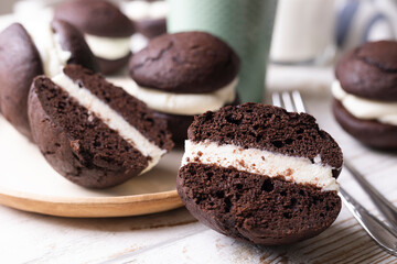 Wall Mural - Whoopie Pie - chocolate cookie sandwich