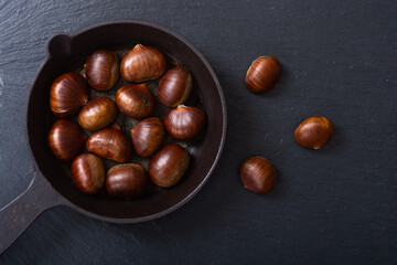 Canvas Print - Autumn food chestnut