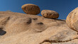 Blick auf die riesigen Felskugeln bei der Felsformation Bulls Party, im Erongo Gebirge, Namibia