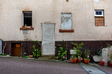 Wall Mural - Gebäudeschäden