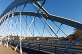 Fototapeta  - Most samochodowo-pieszy na rzece