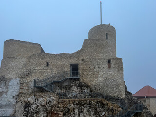 Poster - Castle ruins in Rabsztyn in Poland in rainy and foggy weather. The facility near Olkusz on the Eagle's Nests trail on the Krakow-Czestochowa Upland